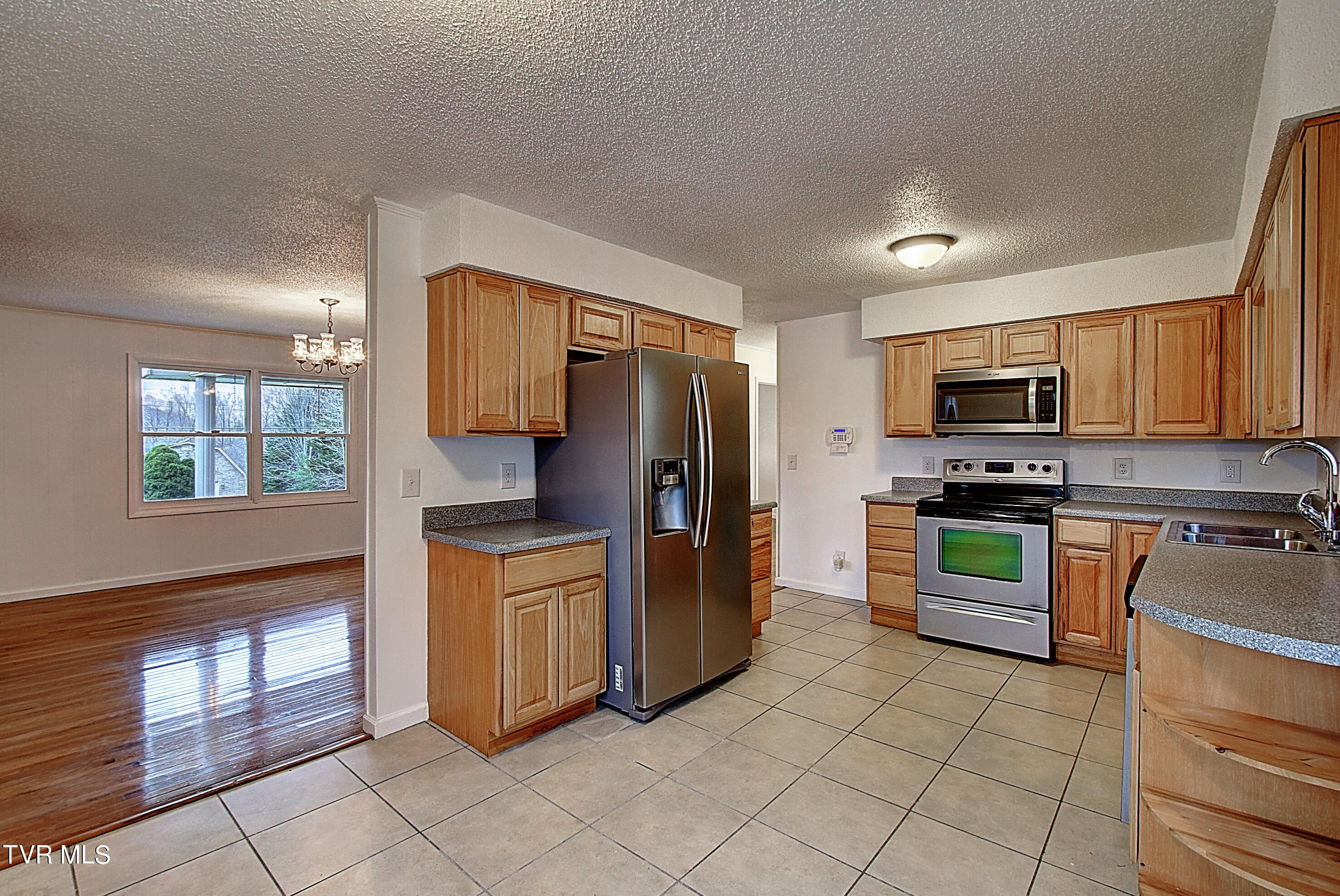 2420 Marbleton Road Unicoi, TN 37692 - Photo 16 of 37 DSC_0172And8more