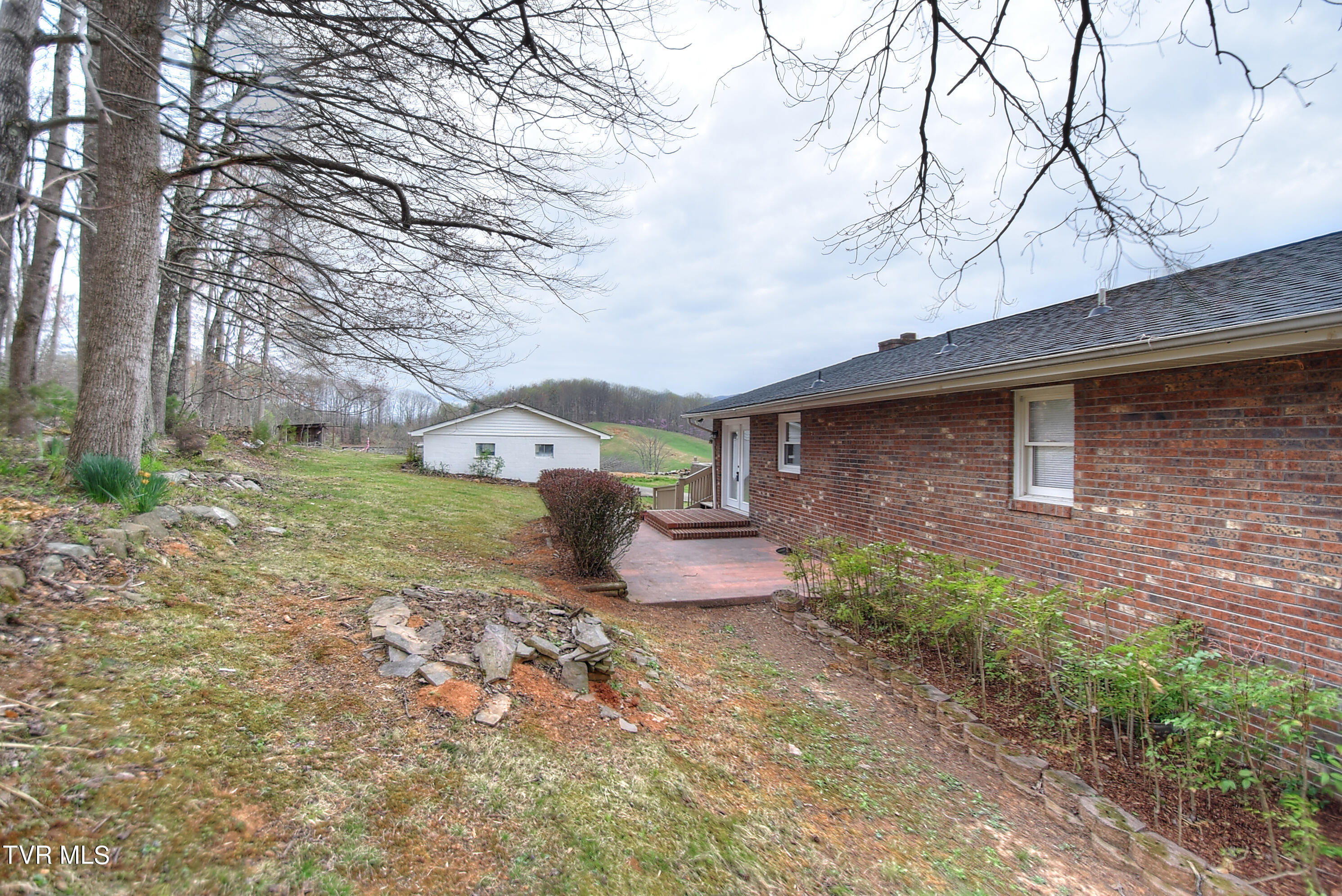 2420 Marbleton Road Unicoi, TN 37692 - Photo 34 of 37 DSC_0577_78_79_80_81_82