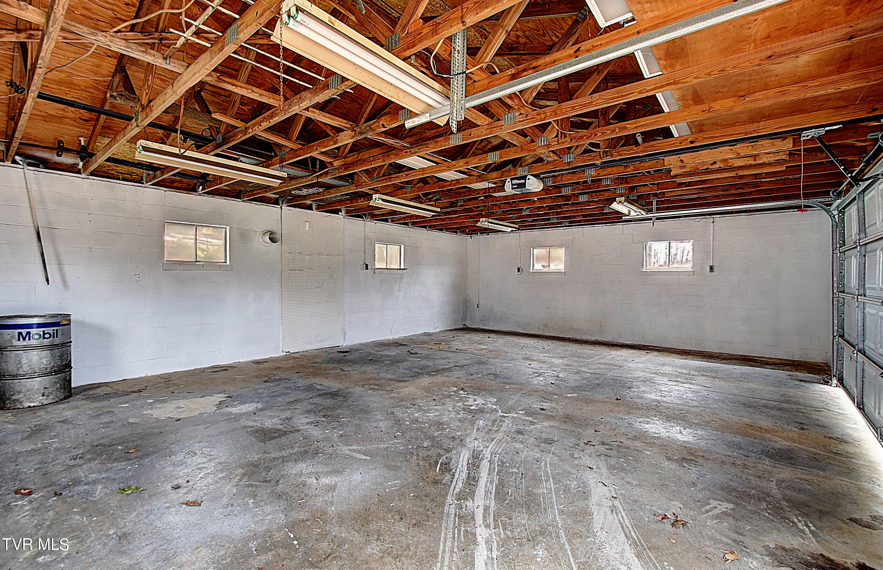 2420 Marbleton Road Unicoi, TN 37692 - Photo 36 of 37 DSC_0577_78_79_80_81_84
