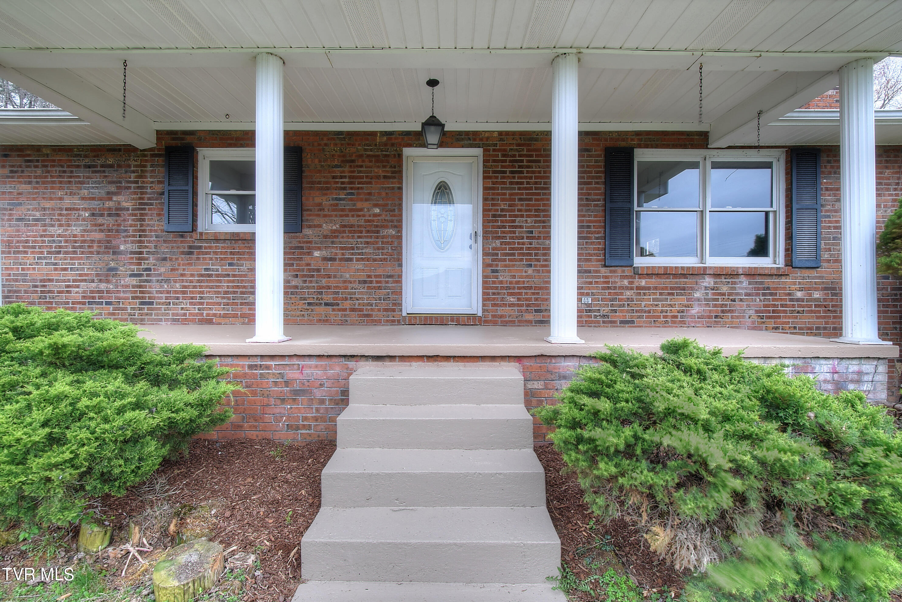 2420 Marbleton Road Unicoi, TN 37692 - Photo 6 of 37 7
