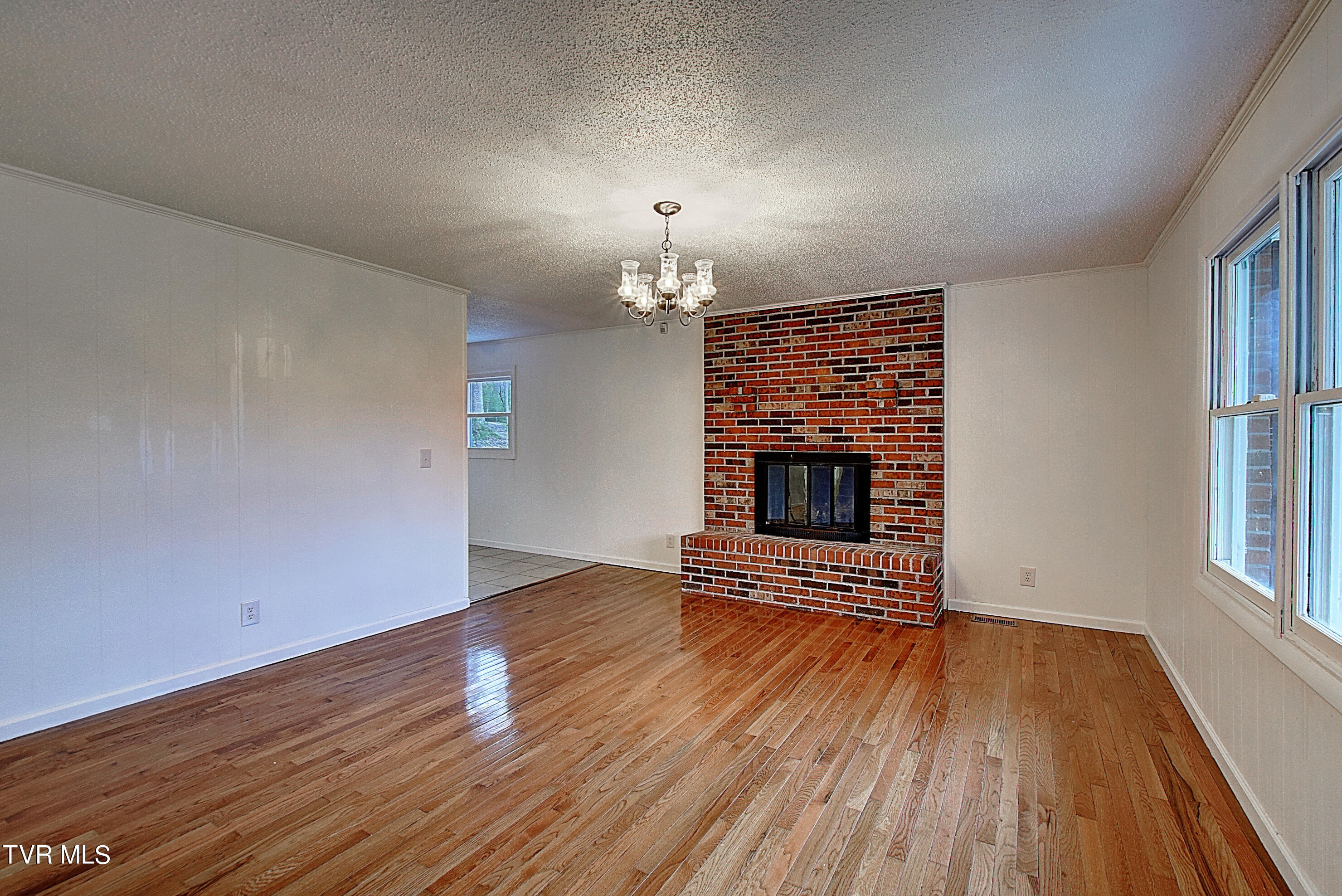 2420 Marbleton Road Unicoi, TN 37692 - Photo 7 of 37 DSC_0010And8more