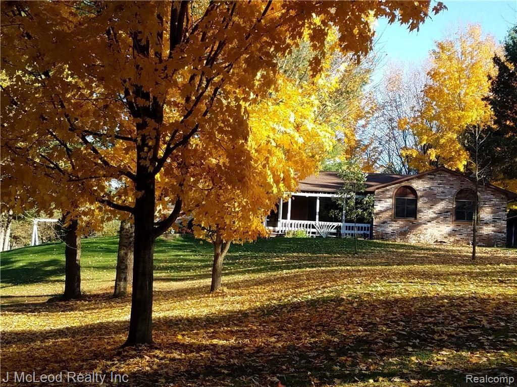 14276 Harris Road Millington, MI 48746 - Photo 2 of 27 2016-11-07 14.13