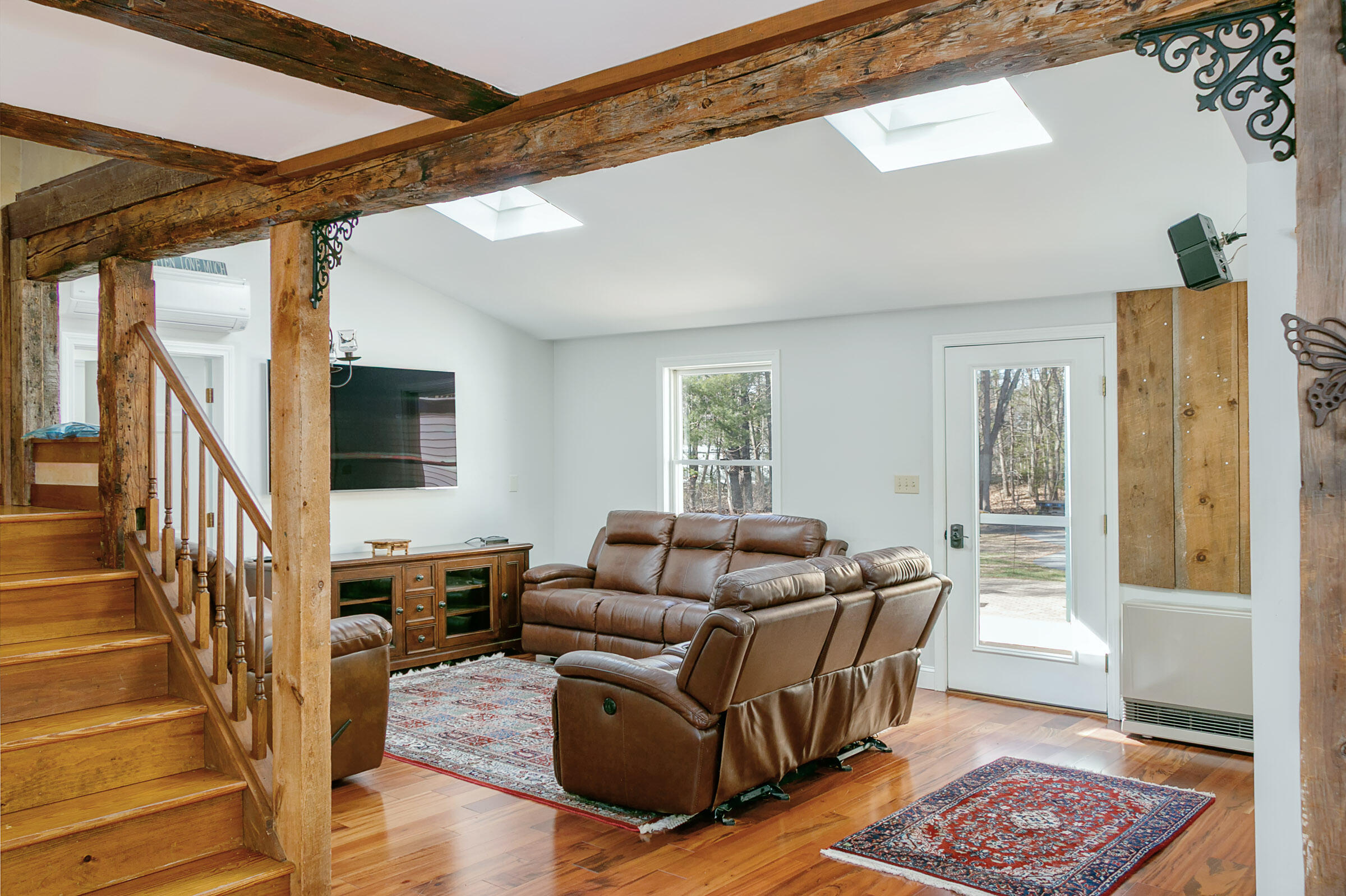 417 Sanford Road Wells, ME 04090 - Photo 17 of 44 Living Room