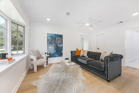 $599,000 | 3726 Las Palmas Street, Houston, TX 77027