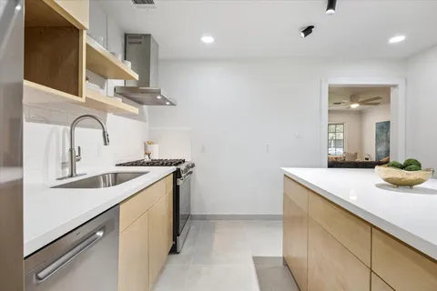 $599,000 | 3726 Las Palmas Street, Houston, TX 77027