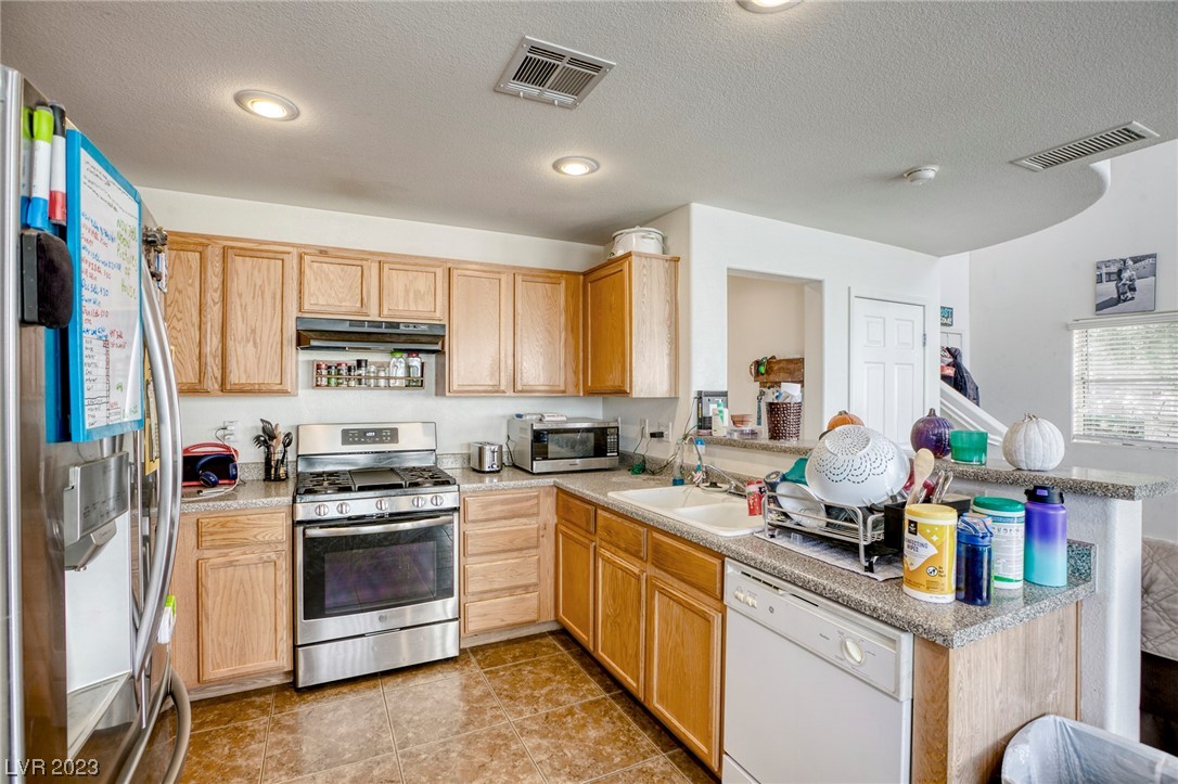 9069 Spoonbill Ridge Place Las Vegas, NV 89143 - Photo 8 of 27