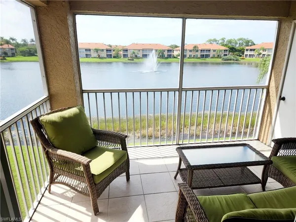 $2,300 | 6270 Huntington Lakes Circle, Unit 201, Naples, FL 34119