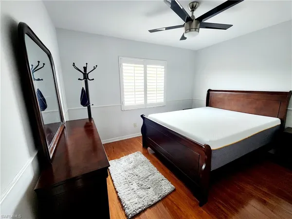 $2,300 | 6270 Huntington Lakes Circle, Unit 201, Naples, FL 34119