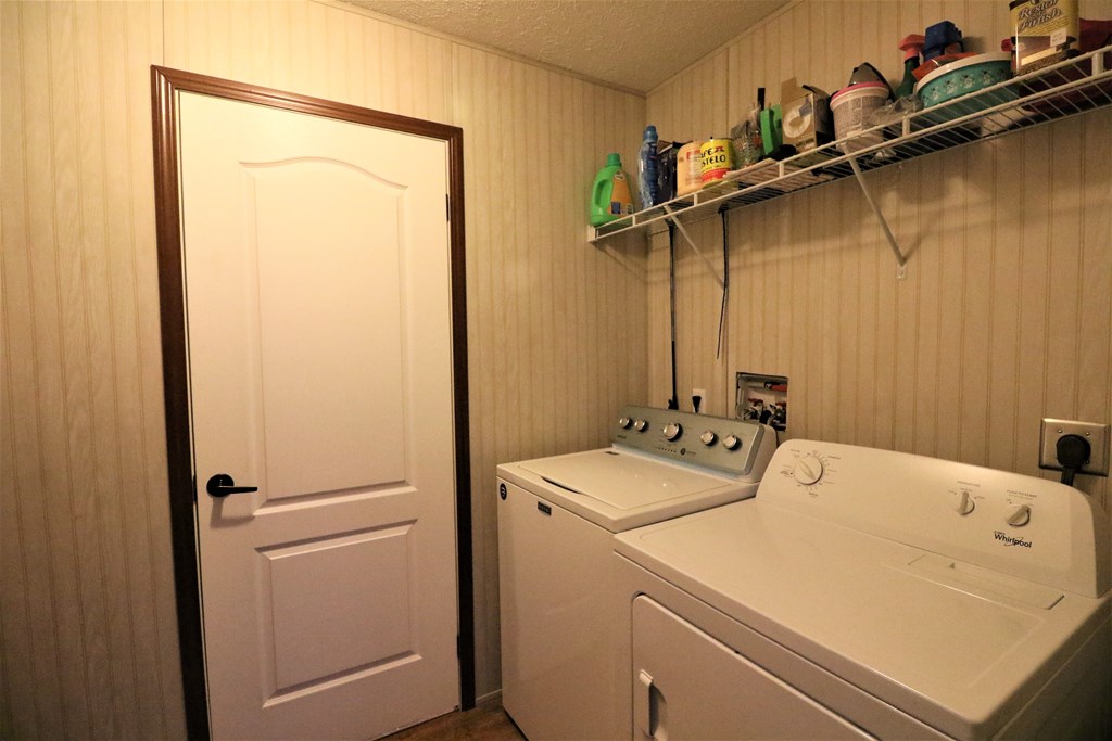 4166 Wallace Buie Road Webb, AL 36376 - Photo 24 of 26 Laundry Room