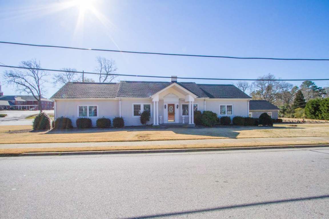 103 West Greer Street Honea Path, SC 29654 - Photo 1 of 25 Gallery Image 1