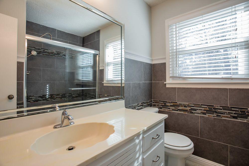 4200 Pike Road Raleigh, NC 27613 - Photo 21 of 30 Bathroom