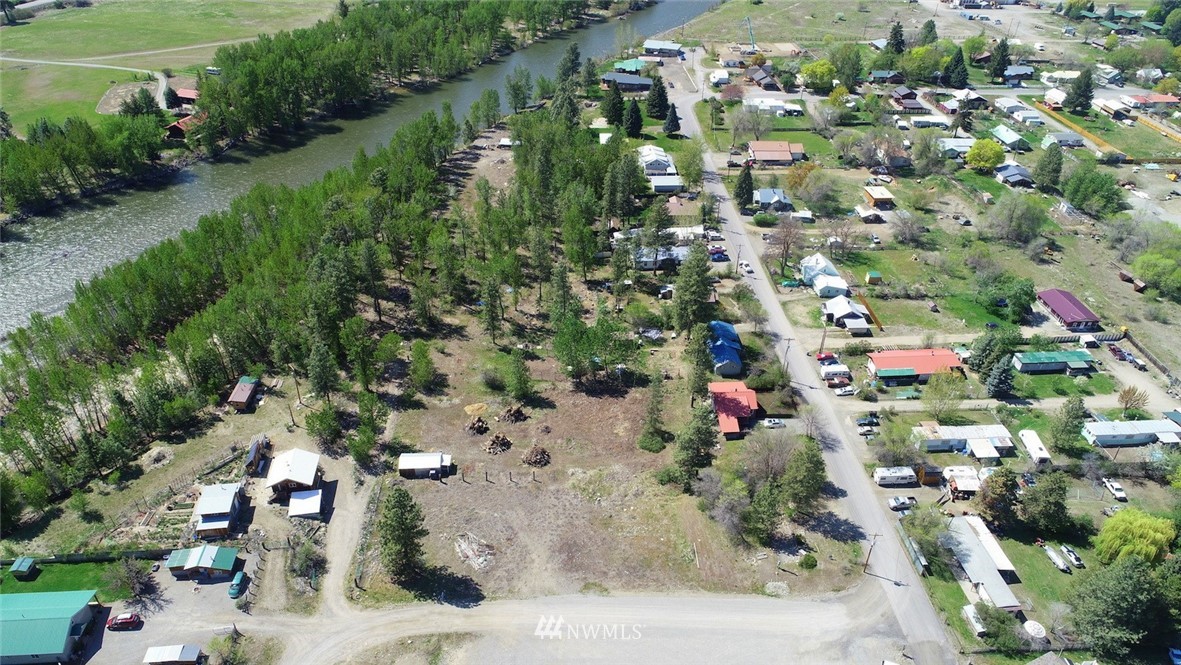 1327 Riverside Avenue Twisp, WA 98856 - Photo 2 of 24 Gallery Image 2