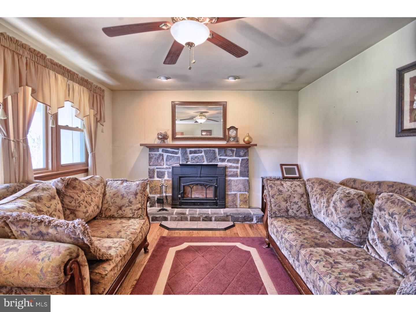 20 Heffner Road Royersford, PA 19468 - Photo 4 of 25 Family Room