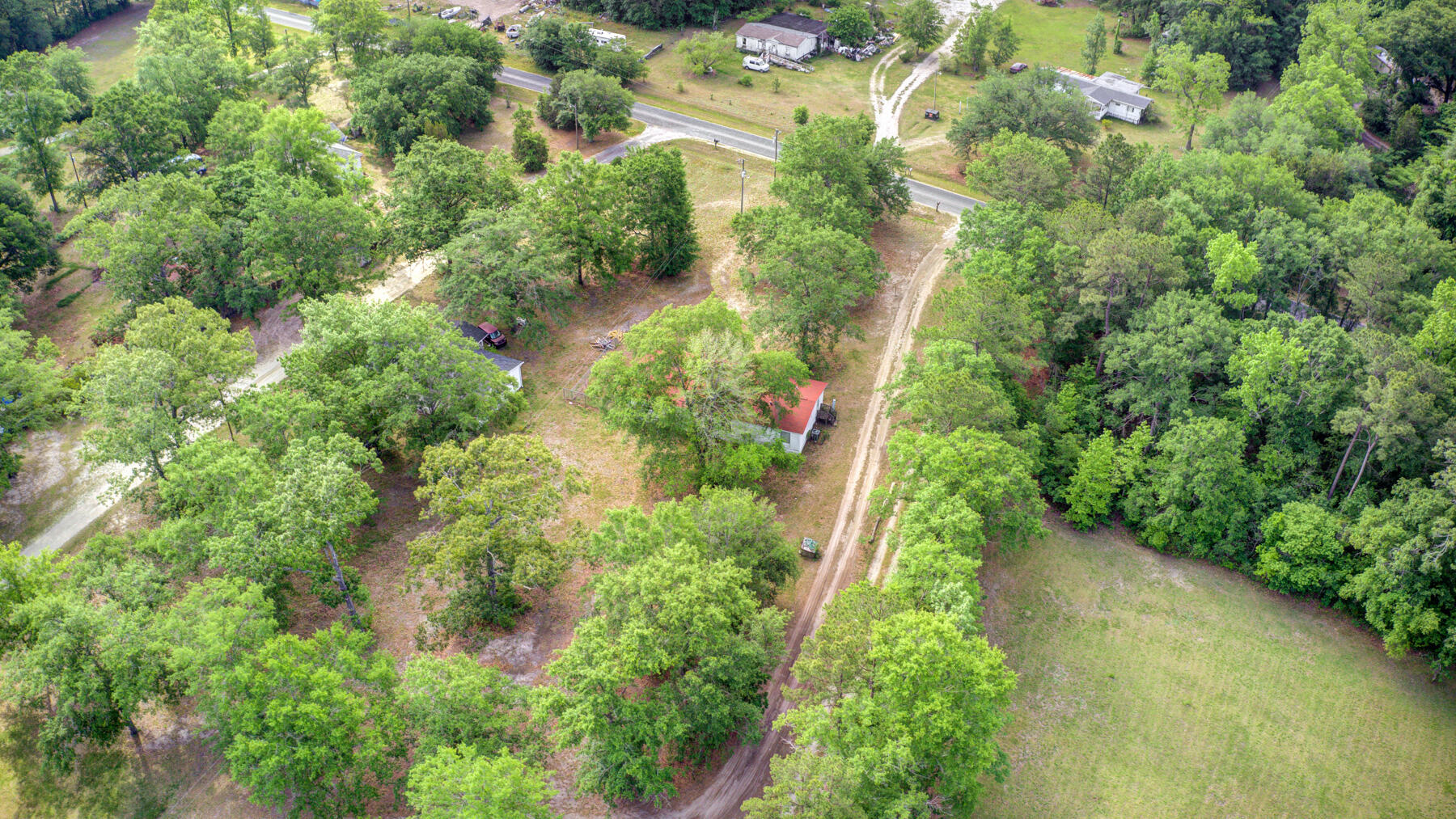 335 Tannenbaum Road Ravenel, SC 29470 - Photo 31 of 33 335 Tannenbaum Rd, Ravenel SC (33)