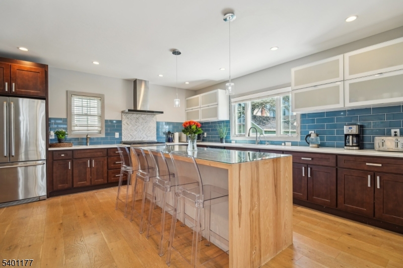 16 South Mountain Road Millburn, NJ 07041 - Photo 3 of 9