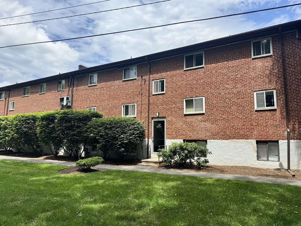 72 Bryon Road, Unit 2 Boston, MA 02467 - Photo 3 of 12 Gallery Image 3
