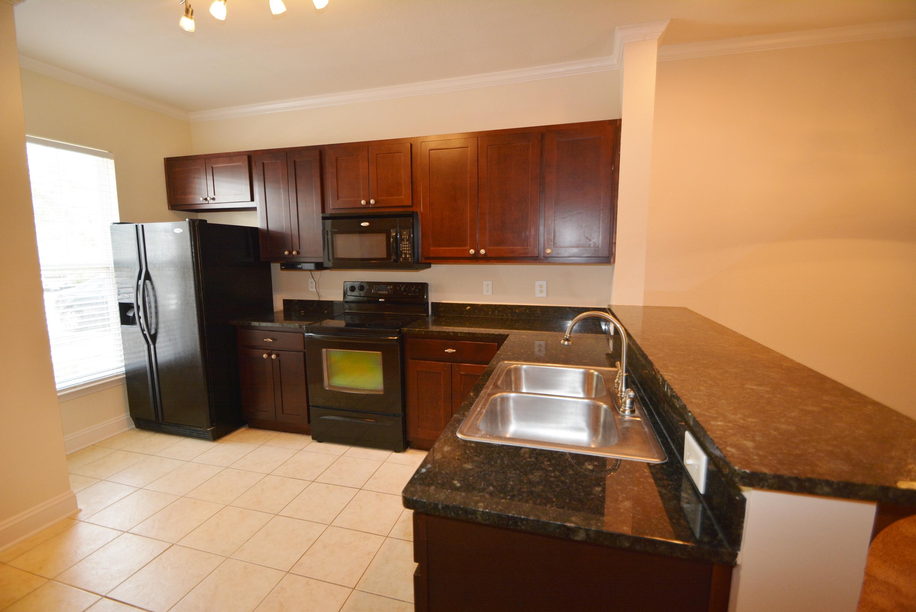 27 South Sand Palm Road Freeport, FL 32439 - Photo 9 of 23