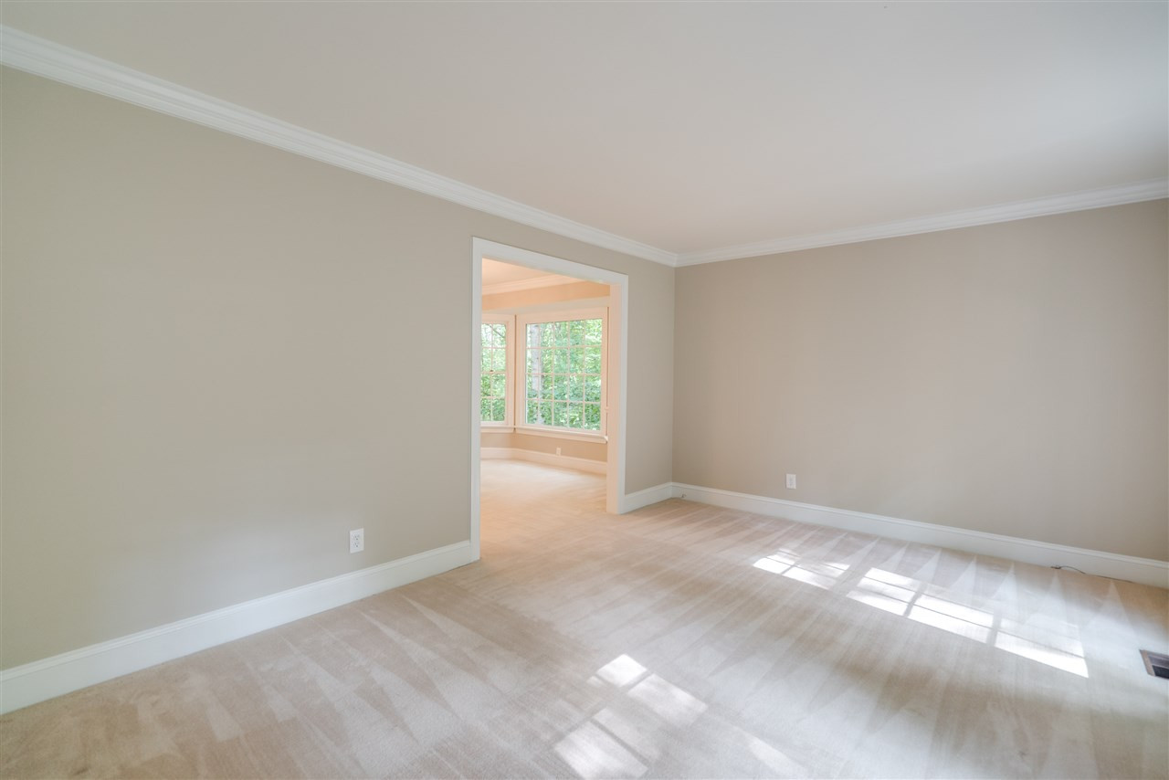10001 Avocado Circle Raleigh, NC 27615 - Photo 3 of 25 Living Room