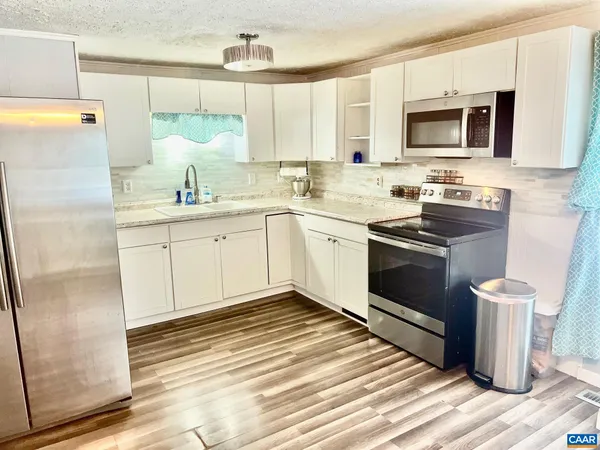 $284,990 | 215 Heights Hill Road, Barboursville, VA 22923