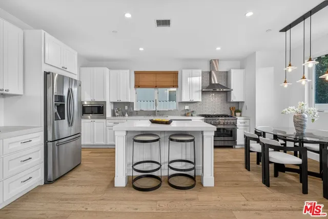 $11,995 | 9036 West 24th Street, Los Angeles, CA 90034