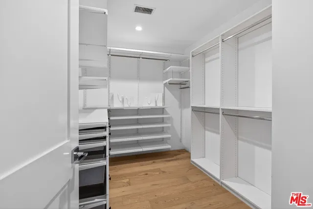 $11,995 | 9036 West 24th Street, Los Angeles, CA 90034