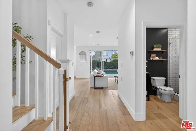 $11,995 | 9036 West 24th Street, Los Angeles, CA 90034