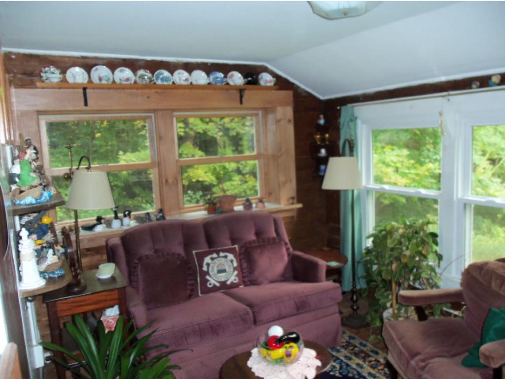 133 River Road Newfane, VT 05345 - Photo 12 of 13 Gallery Image 12