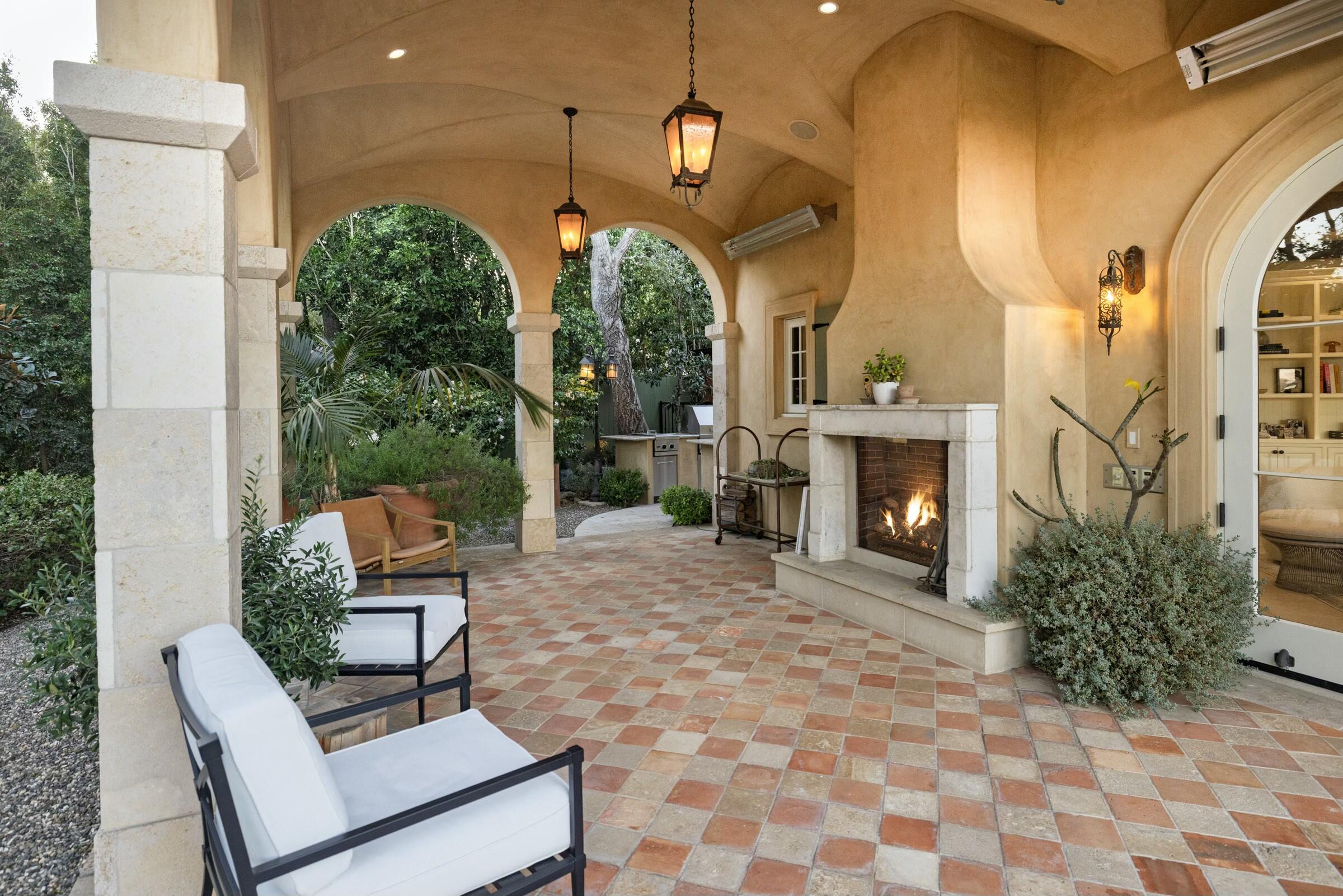 799 Lilac Drive Montecito, CA 93108 - Photo 12 of 33 12