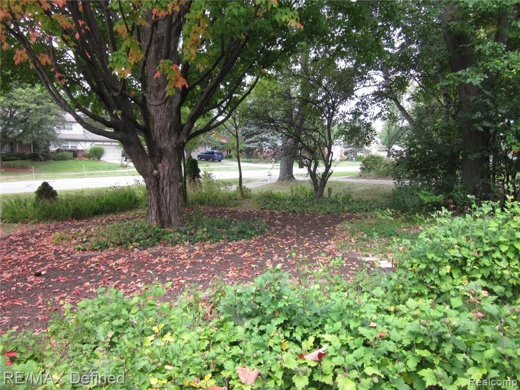 147 Old Perch Road Rochester Hills, MI 48309 - Photo 5 of 31