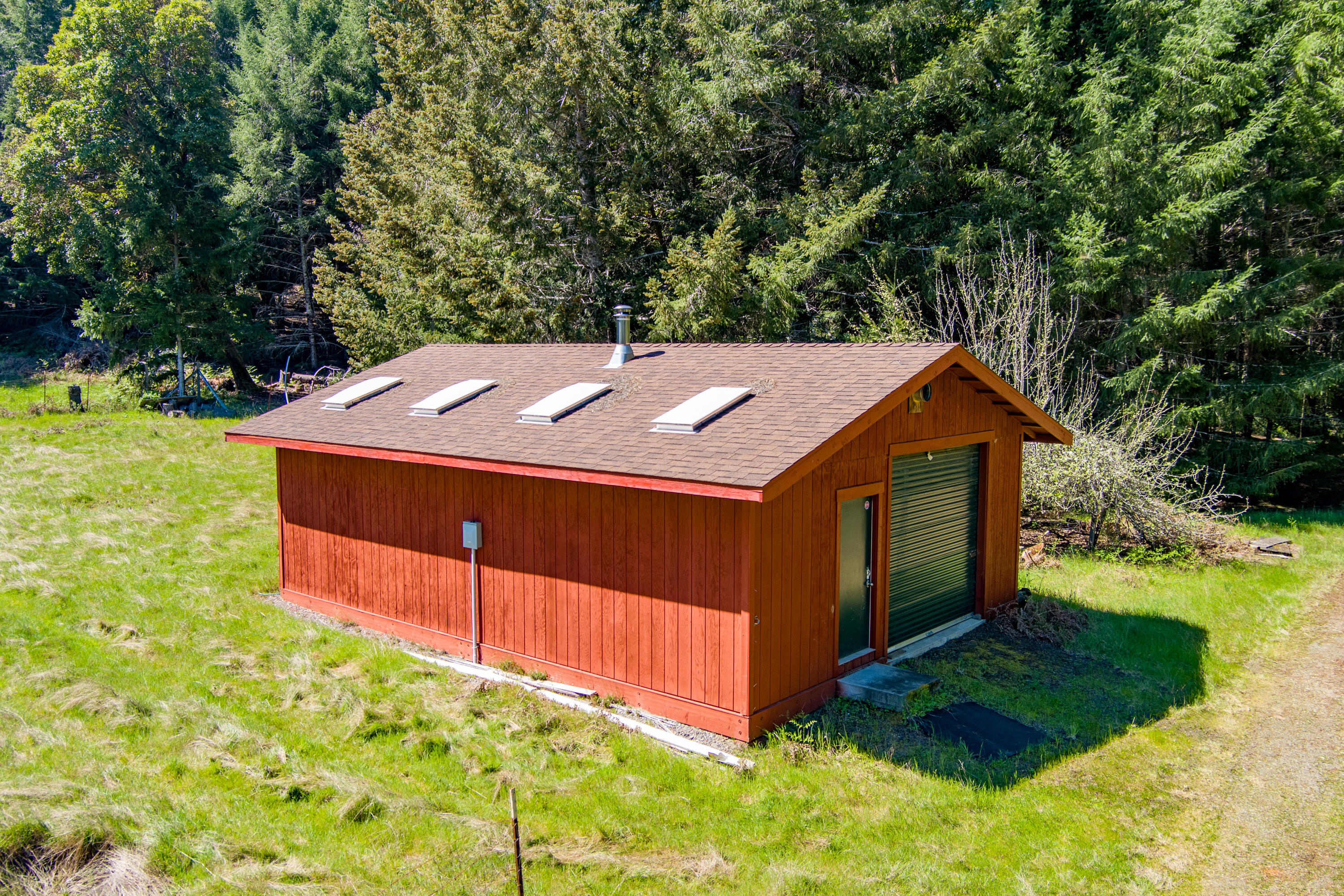 290 Green House Road Whitethorn, CA 95589 - Photo 7 of 73