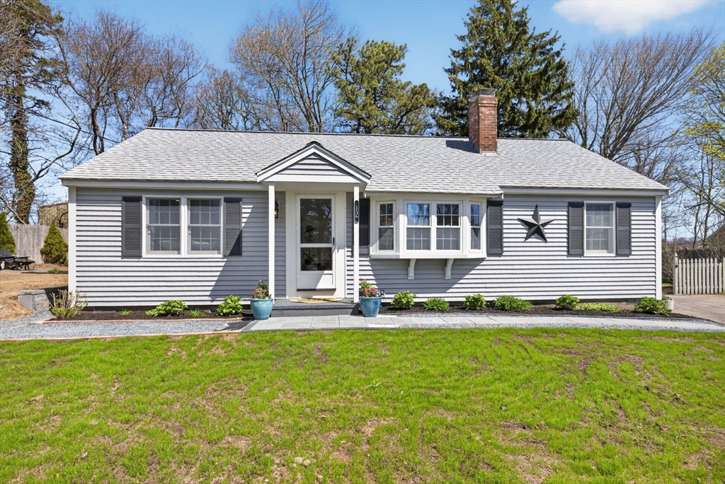 12 Spoonbill Road Dennis, MA 02670 - Photo 2 of 40