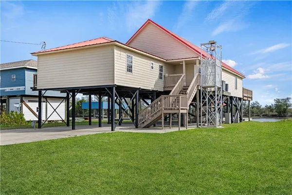 $695,000 | 7323 Breakwater Drive, Chauvin, LA 70344