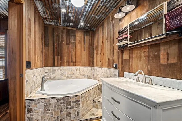 $695,000 | 7323 Breakwater Drive, Chauvin, LA 70344