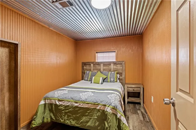 $695,000 | 7323 Breakwater Drive, Chauvin, LA 70344