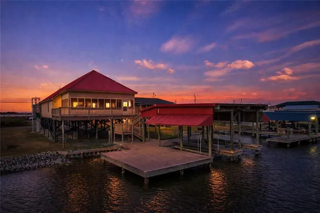 $695,000 | 7323 Breakwater Drive, Chauvin, LA 70344