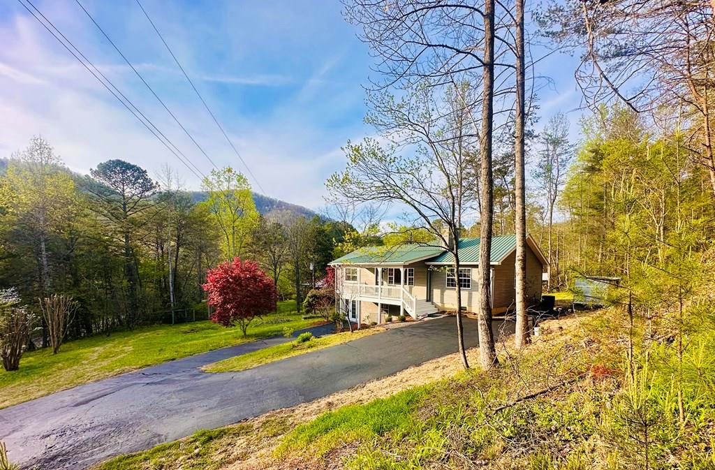 2960 Trackrock Church Road Blairsville, GA 30512 - Photo 1 of 52 Main View