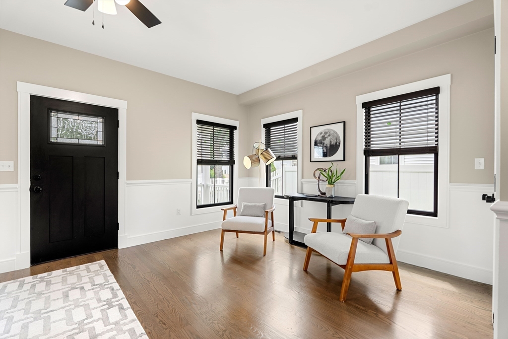 20 Plain Street Boston, MA 02122 - Photo 4 of 31