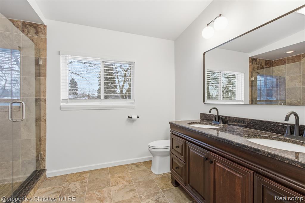 2079 Harvard Road Berkley, MI 48072 - Photo 16 of 24 Gallery Image 16