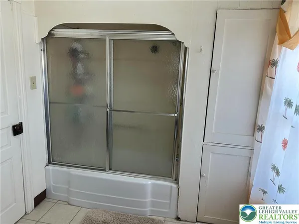 $295,900 | 1566 Washington Avenue, Northampton, PA 18067