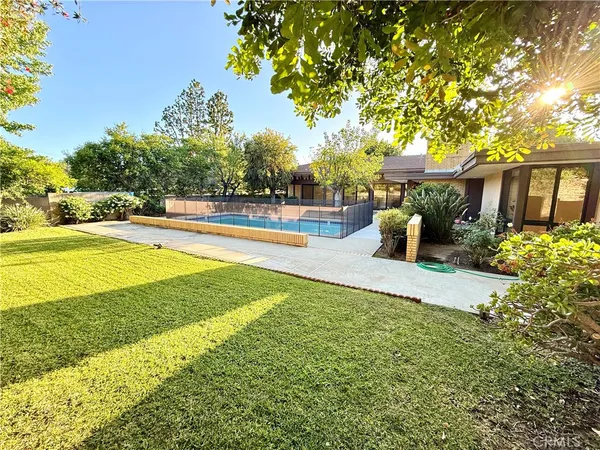 $8,800 | 880 North Gainsborough Drive, Pasadena, CA 91107