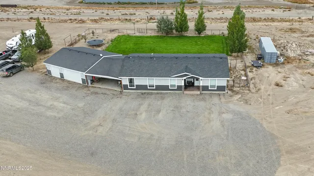 a view of a outdoor space