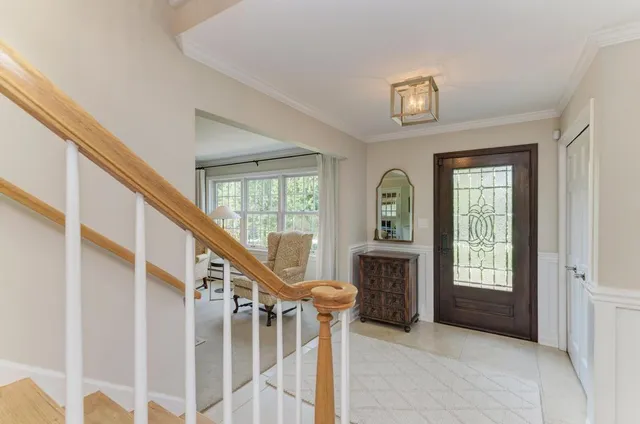 $775,000 | 22W425 Broker Road, Medinah, IL 60108