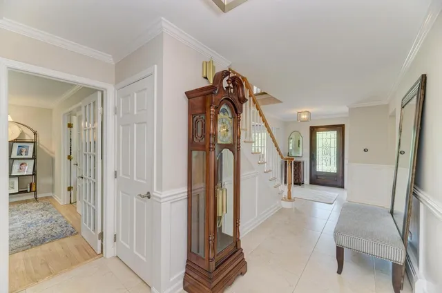 $775,000 | 22W425 Broker Road, Medinah, IL 60108