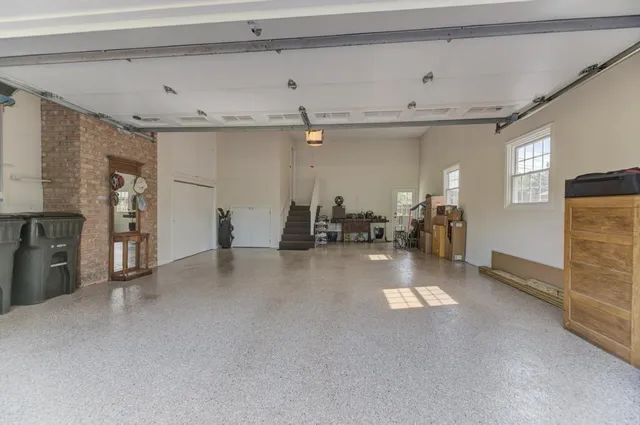 $775,000 | 22W425 Broker Road, Medinah, IL 60108