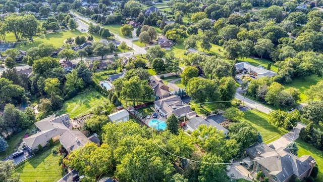 $775,000 | 22W425 Broker Road, Medinah, IL 60108