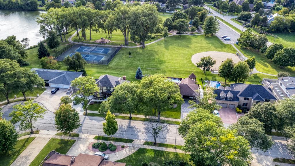 22W425 Broker Road Medinah, IL 60108 - Photo 55 of 59 Gallery Image 55