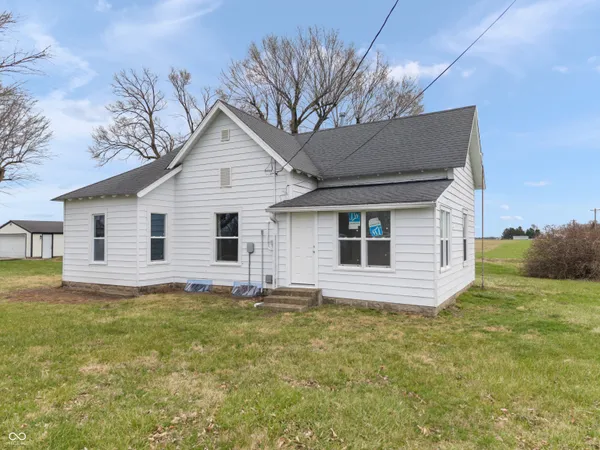 $259,900 | 6015 North 50 East, Greenfield, IN 46140