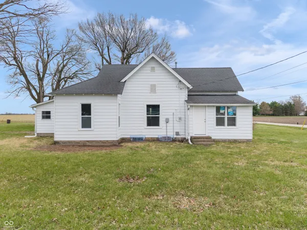 $259,900 | 6015 North 50 East, Greenfield, IN 46140