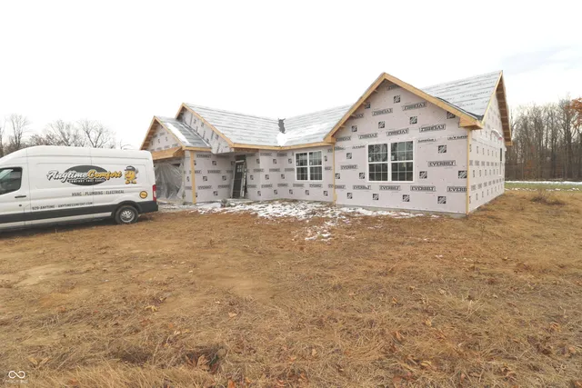 $317,900 | 1608 South Layton Station Road, Covington, IN 47932