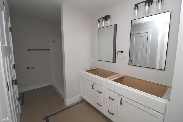 $317,900 | 1608 South Layton Station Road, Covington, IN 47932